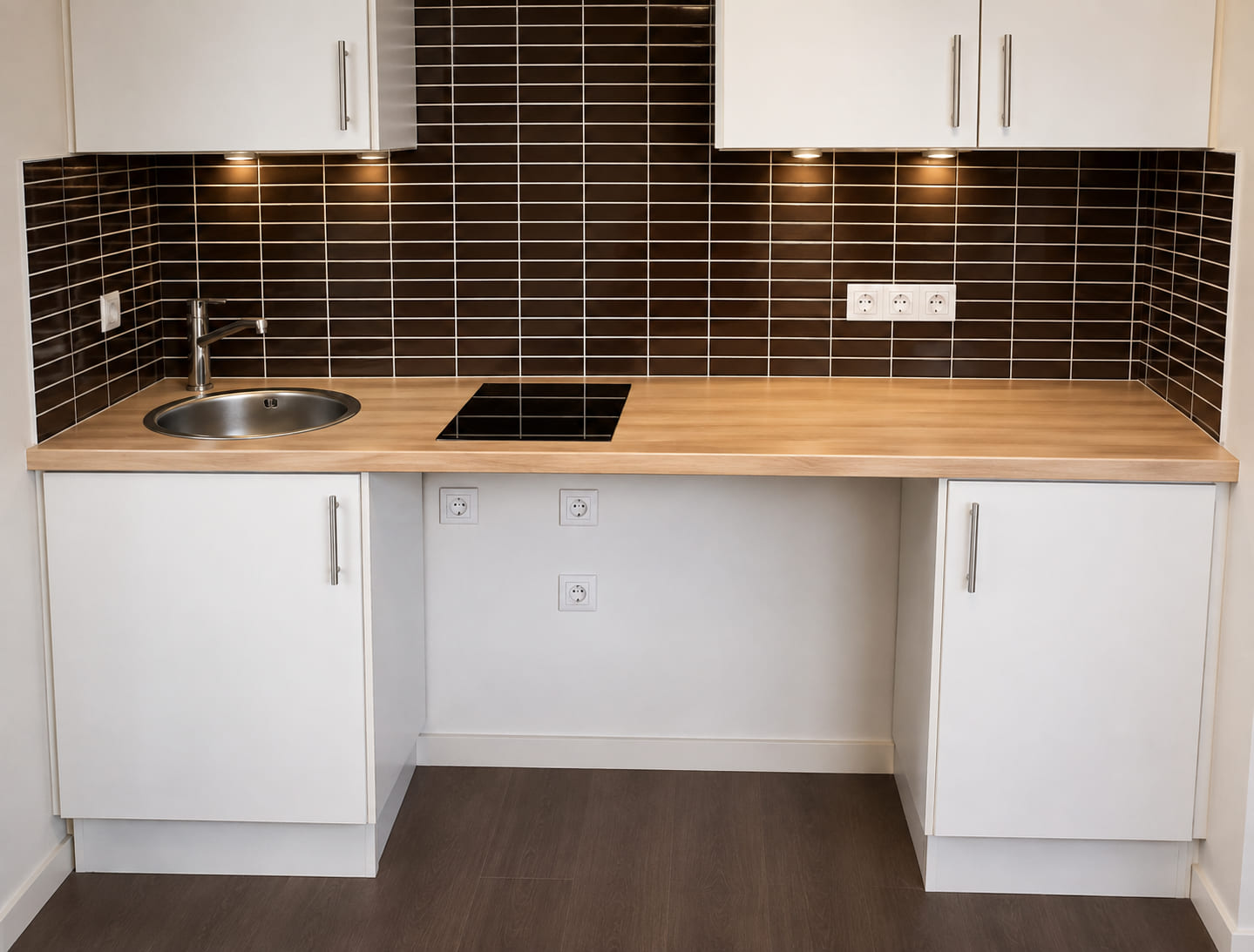 Compact custom kitchen with timber worktop